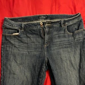 Lucky Brand Women’s Size 16W Emma Crop (Dark)